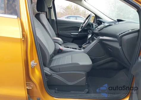 2016 Ford Escape Se from USA, damaged, VIN 1FMCU0GX5GUA08209